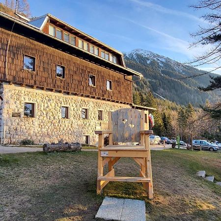 Valvasorjev Dom Pod Stolom Zirovnica Exterior foto